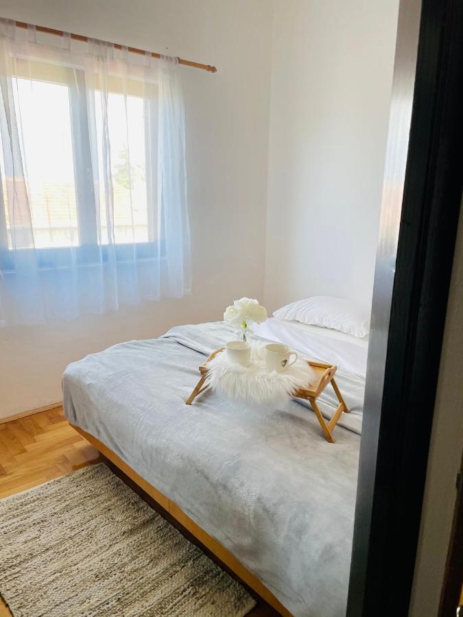 Apartments Krivicic Blue Pomer Εξωτερικό φωτογραφία