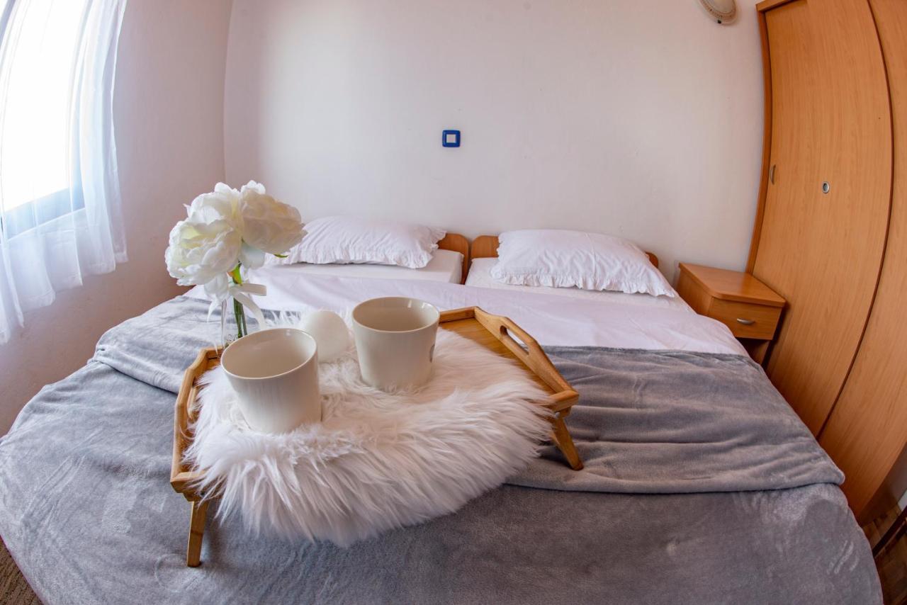 Apartments Krivicic Blue Pomer Εξωτερικό φωτογραφία